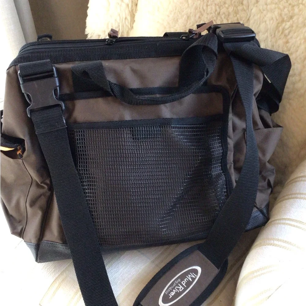 Mud River Dog products essentials bag